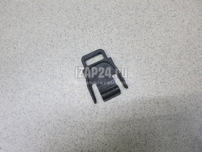 7L0121079A Кронштейн радиатора VAG Touareg (2002 - 2010)