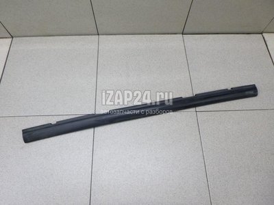 7L0121345 Уплотнитель (внутри) VAG Touareg (2002 - 2010)