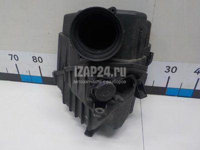 077133837AL Корпус воздушного фильтра VAG A8 [4E] (2002 - 2010)
