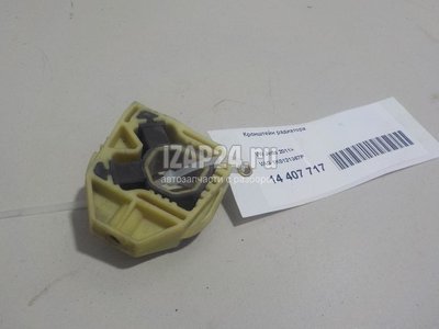 1K0121367P Кронштейн радиатора VAG A3 [8PA] Sportback (2004 - 2013)