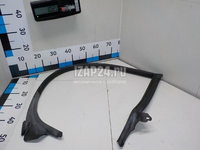 4G8845353H Уплотнитель двери VAG A7 (4G8) (2011 - 2018)