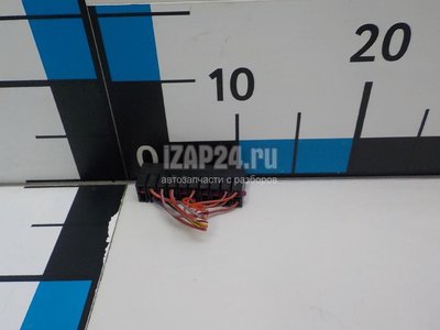 4D0937501 Блок предохранителей VAG A3 [8P1] (2003 - 2013)