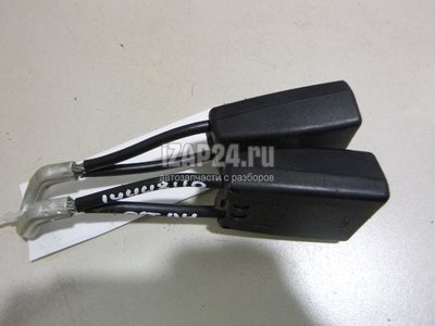 1U0857488A Ответная часть ремня безопасности VAG Octavia (A4 1U-) (2000 - 2011)