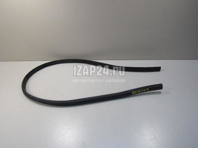 668304BA0A Уплотнитель капота Nissan X-Trail (T32) 2014