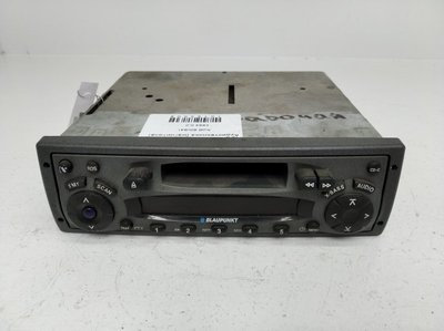 Аудиотехника (магнитола) Audi 80(B4) 1993