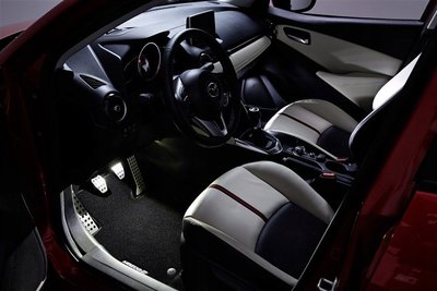 C855V7057 подсветка приветственные mazda 3 , 6 , cx3 , cx5 , mx5