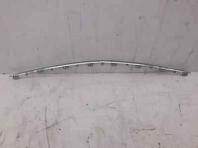 A2478854901 хром накладка на бампер передний мерседес amg w247