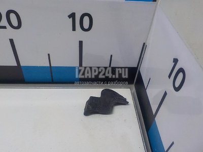 8U0867381 Уплотнитель (внутри) VAG Q3 (8U) (2012 - 2018)