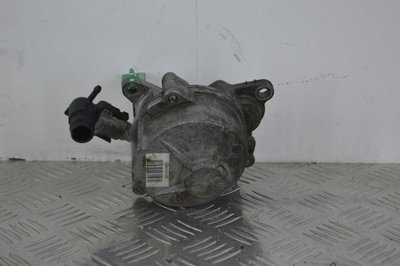 8200934654 Насос вакуумный Renault Trafic 2 (2006-2015) 2010