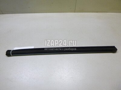 5736A140 Уплотнитель стекла двери Mitsubishi ASX 2010