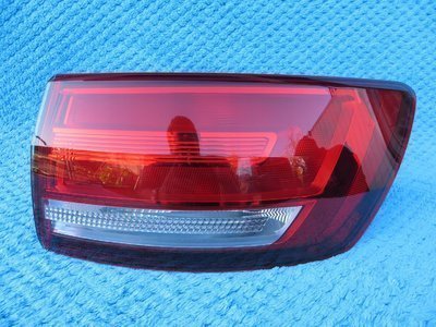 8W9945070 audi a4 b9 8w9 универсал задний фонарь прав задн.