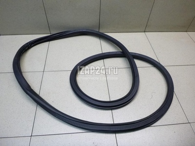 13260047 Уплотнитель двери GM Astra J (2010 - 2017)