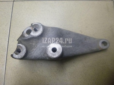13228254 Кронштейн опоры КПП GM Insignia (2008 - 2017)