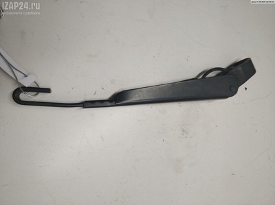 3M51R17526AB Щеткодержатель (поводок стеклоочистителя) задний Ford Focus II (2004-2011) 2008