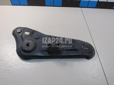 5220433041 Кронштейн задней балки Toyota ES (2012 - 2018)