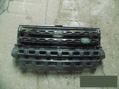Решетка радиатора Land Rover Freelander 2 2007-2014
