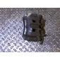 MR407680 Суппорт перед. левая Mitsubishi Pajero 2000-2006 2002