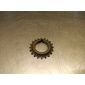 1351937010 Шестерня коленвала TOYOTA AURIS ZRE151 2012