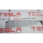 105038100D Обшивка багажника правая нижняя Tesla Model X 2019 1050381-00-D,1050388-00-B