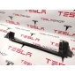 109050300F Уплотнитель Tesla Model 3 2020 1090503-00-F