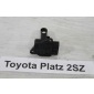 2220422010 Датчик расхода воздуха Toyota Vitz SCP13 2005 22204-22010