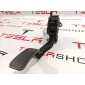 104469500A Педаль газа Tesla Model 3 2019 1044695-00-A