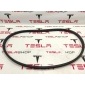 600958100C Уплотнитель Tesla Model S 2015 6009581-00-C