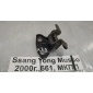 6381005000 Крепление двери Ssang Yong Musso 2000