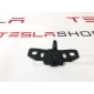 103448200A Петля крышки багажника Tesla Model S 2-й рест. 2021 1034482-00-A,A2467400032,1034482-00-B