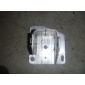 8200010163 Кронштейн усилителя заднего бампера левый Renault Megane II (2003 - 2009)