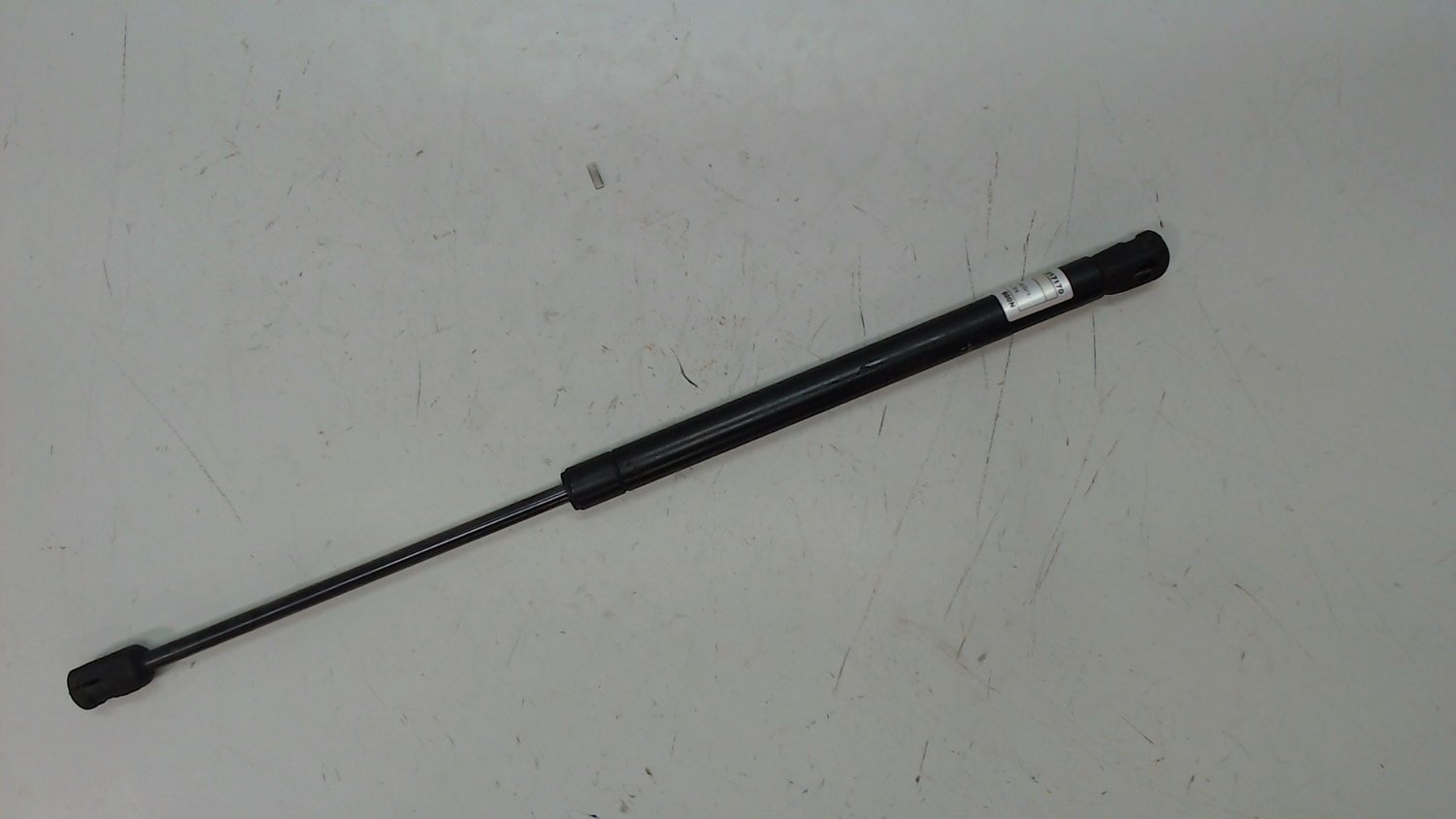 упоры крышки багажника шкода