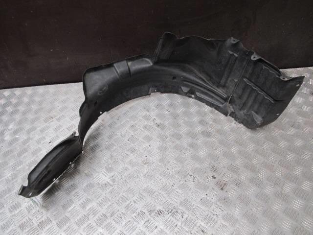 Lancer 9 передние подкрылки. Подкрылок лансер 9 передний. Подкрылок лансер 9 передний. Подкрылки митсубиси лансер 9. Atek 32111035.