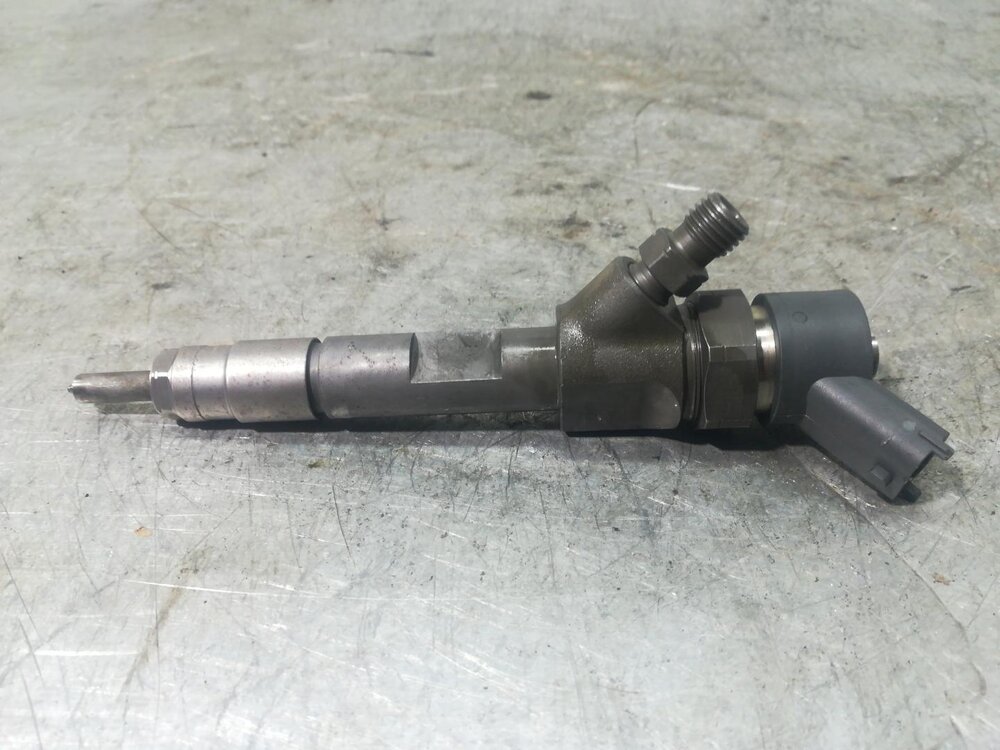 Рено сценик 2 фишка форсунками дизель. Газовые форсунки на рено сценик 2. Форсунки меган 2 1. Рено сценик 2 форсунки. Рено сценик 2 форсунки.