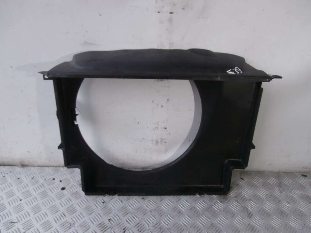 6411 8391470 bmw для чего он нужен