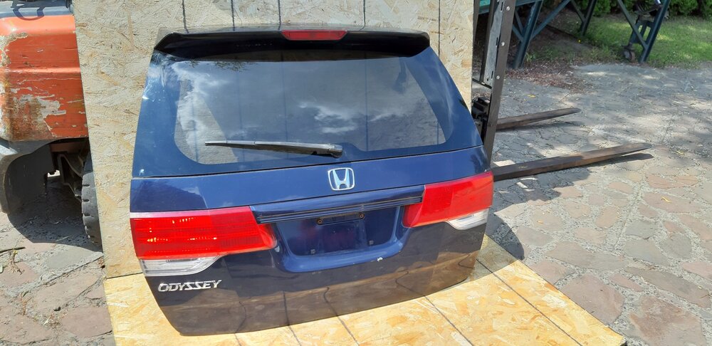 Стекло багажника хонда одиссей 2. Крышка багажника honda partner. Хонда инсайд крышка багажника. Honda crv крышка багажника. Крышка багажника хонда одиссей.
