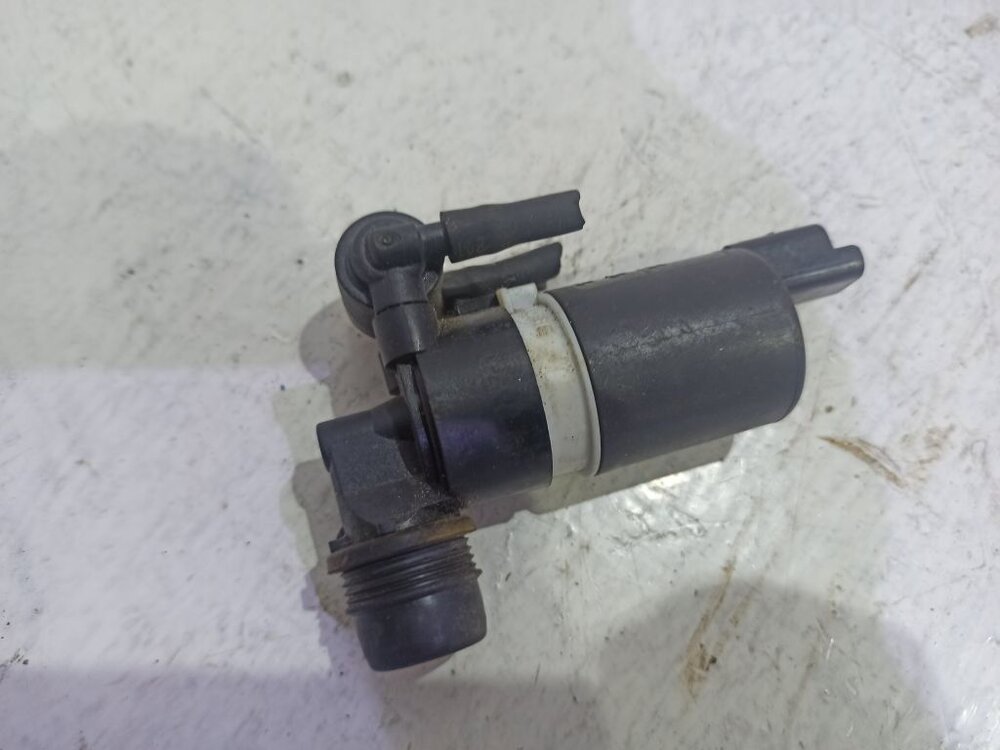 Насос омывателя авто дастер 9641553880. Насос омывателя рено логан 2. 286203634r. Насос омывателя рено меган 1 1998. Реле насоса омывателя рено логан.