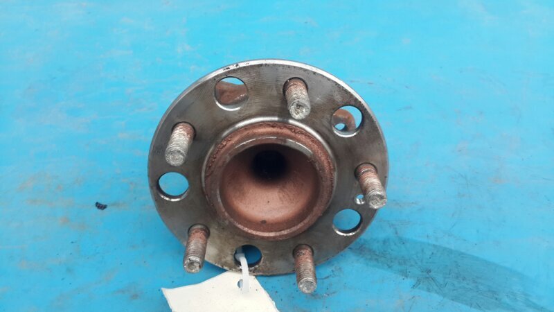 Ай икс 35 ступица