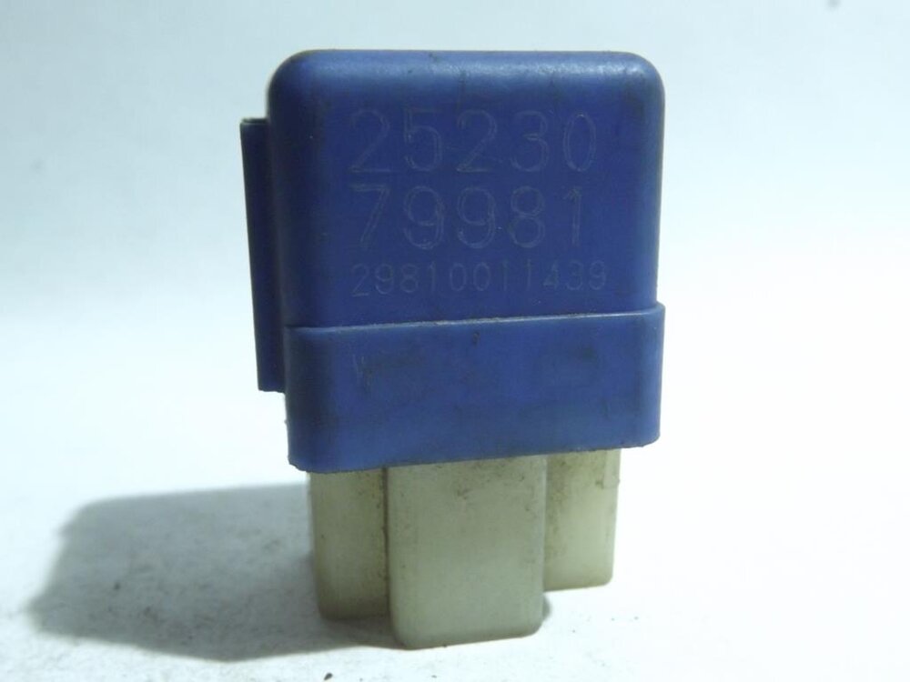Х трейл реле поворотов Реле Nissan Almera N15 1997 купить бу по цене 426 руб. Z12183174 - iZAP24