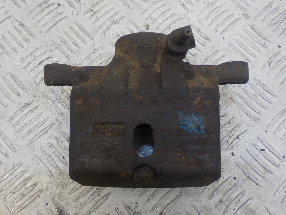 Суппорт задний mitsubishi pajero 2. Суппорт задний на паджеро 2. Суппорт тормозной задний паджеро спорт 2. Суппорт задний на паджеро 2. Задний суппорт альфа ромео 156.