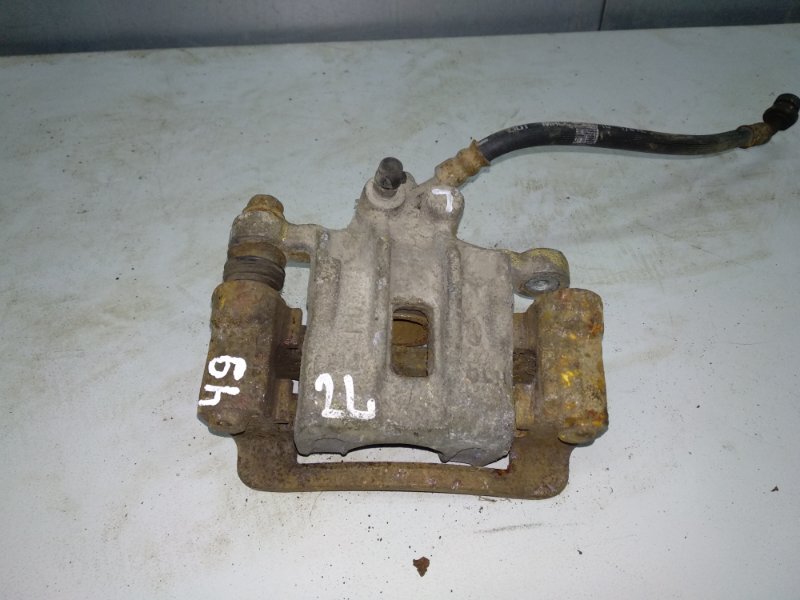 Суппорт киа сид 2014. Суппорт киа сид 2013. Задний суппорт кия сид 2013. Ceed jd задний суппорт. Суппорт тормозной задний киа сид 2013.