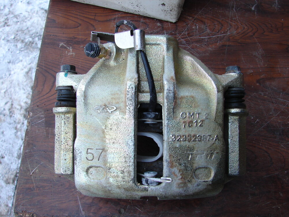 Ремкомплект переднего левого суппорта на chery m11. Ремкомплект переднего левого суппорта на chery m11. Чери м11 суппорта. Чери м11 суппорта. Суппорт тормозной задний чери.