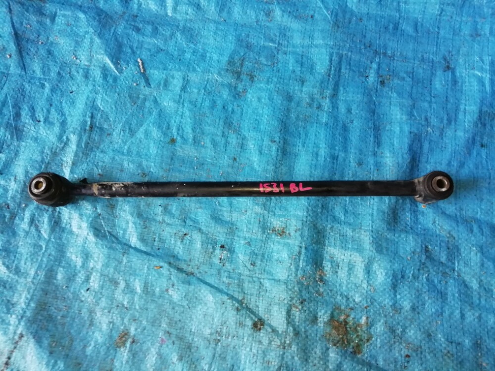 Тяга развала рав 4. Задние нижние поперечные тяги рав 4 11 кузов. Задняя поперечная тяга на rav4. 48710-42020 ctr. Тойота рав 4 тяга задняя поперечная.