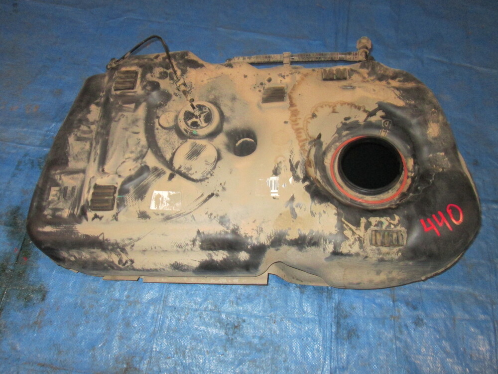 Хонда срв 3 топливный бак. Хонда срв 3 топливный бак. Бак в хонда срв 2. 4. Хонда одиссей теплообменник.