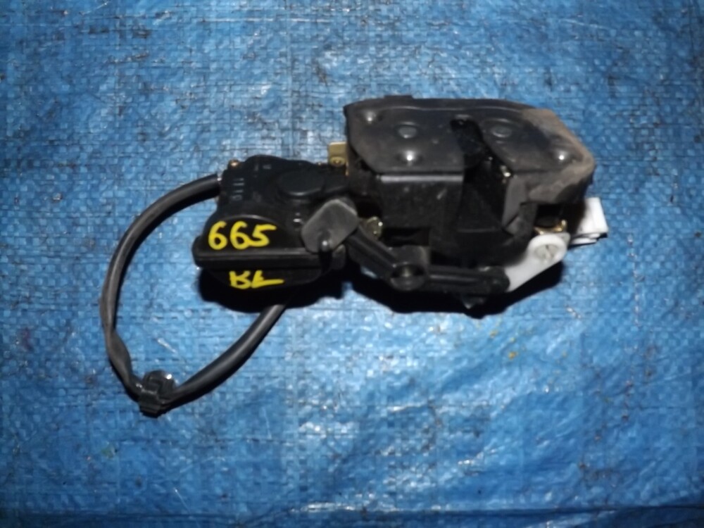 замок двери мазда b2500. ремонт дверного замка двери mazda familia. замок двери мазда фамилия 2002. мазда фамилия замок двери. Gs1d59310.