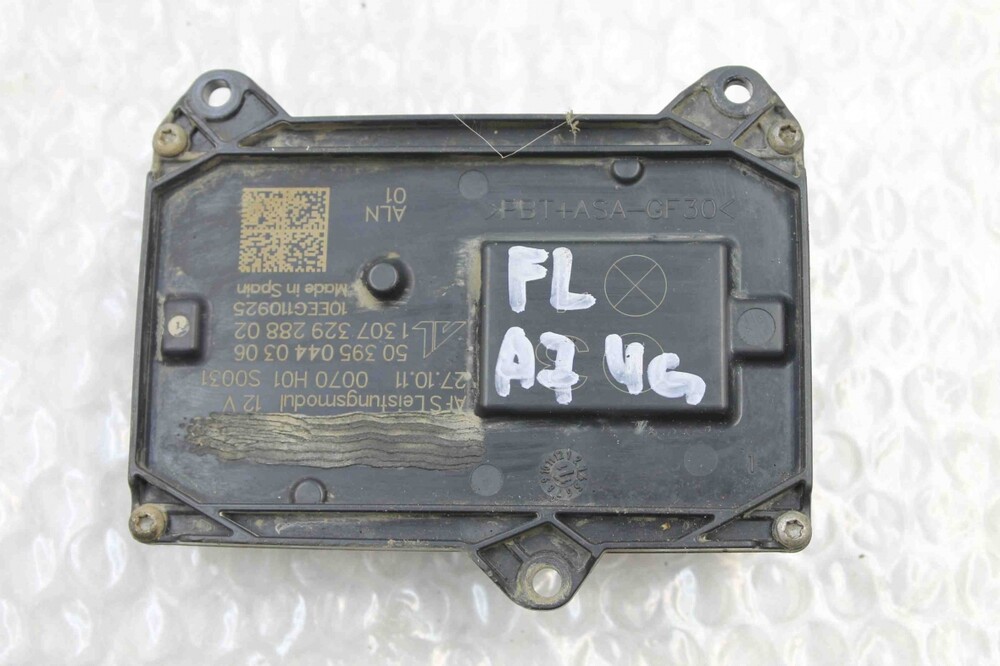 Блок адаптивного освещения. Блок управления системы адаптивного освещения и корректора фар -j745-. Уплотнитель разъёма блока адаптивного освещения. Блок управления светом пассат б5 + в строгино. Блок адаптивного ксенона a8 d3.