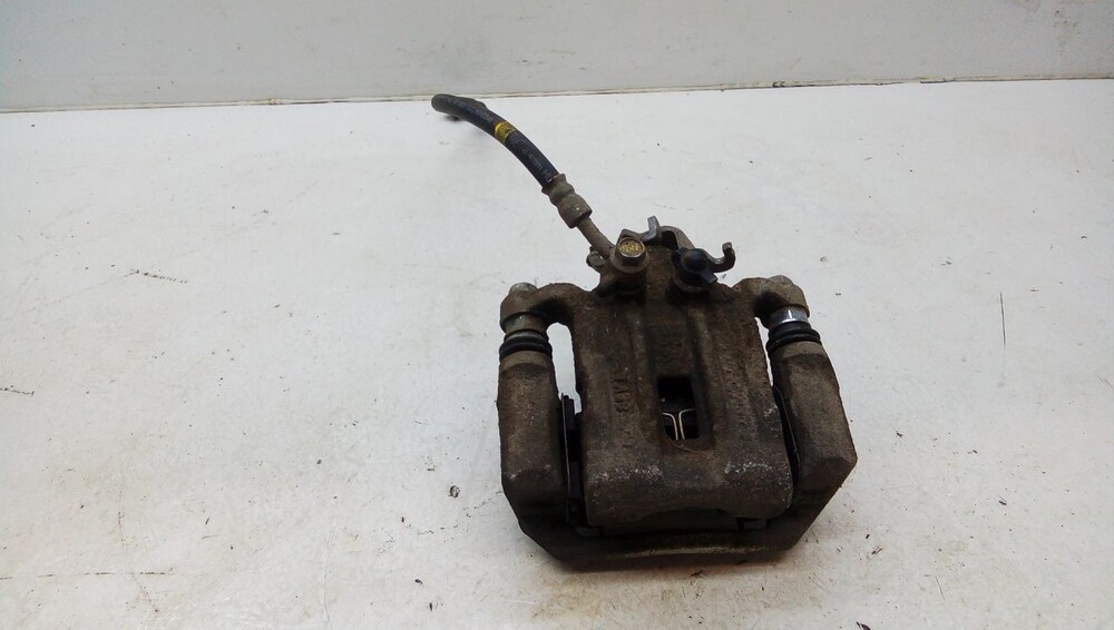 58210a7300 суппорт. 58230m0110. Ремкомплект заднего суппорта хендай крета. 58230d5500. Хюндай крета суппорт задний тормозной.