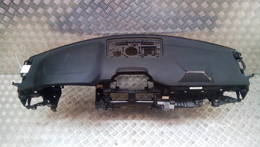 Купить Торпедо Мазда 2 2015 Года