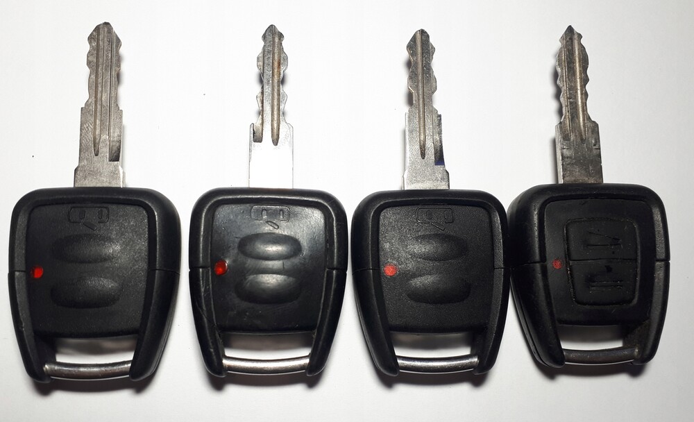 Ключи опель вектра б. Opel Astra g ключ. Ключ от Opel Astra g 2000.
