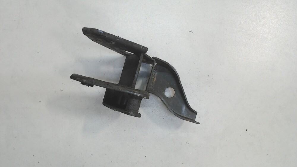 Кронштейн крепление кпп подушки. Крепление кпп ниссан. Кронштейн задней подушки двигателя ниссан примера р12. Кронштейн крепление кпп подушки. Кронштейн крепление кпп подушки.