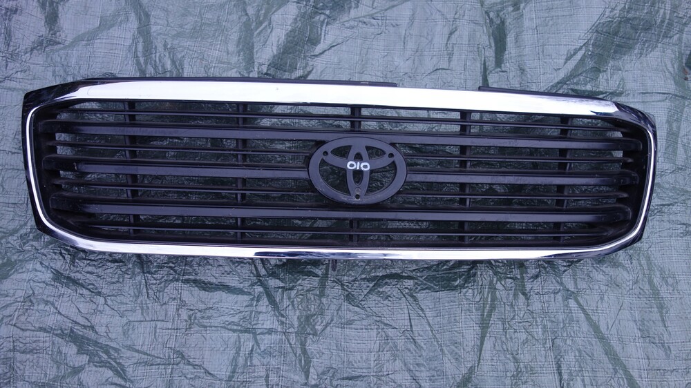 5310160270 f. решетка land cruiser 100. решетка радиатора тлк 100. решетка радиатора на ленд крузер 100. решётка радиатора toyota land cruiser 100 2005-2008.
